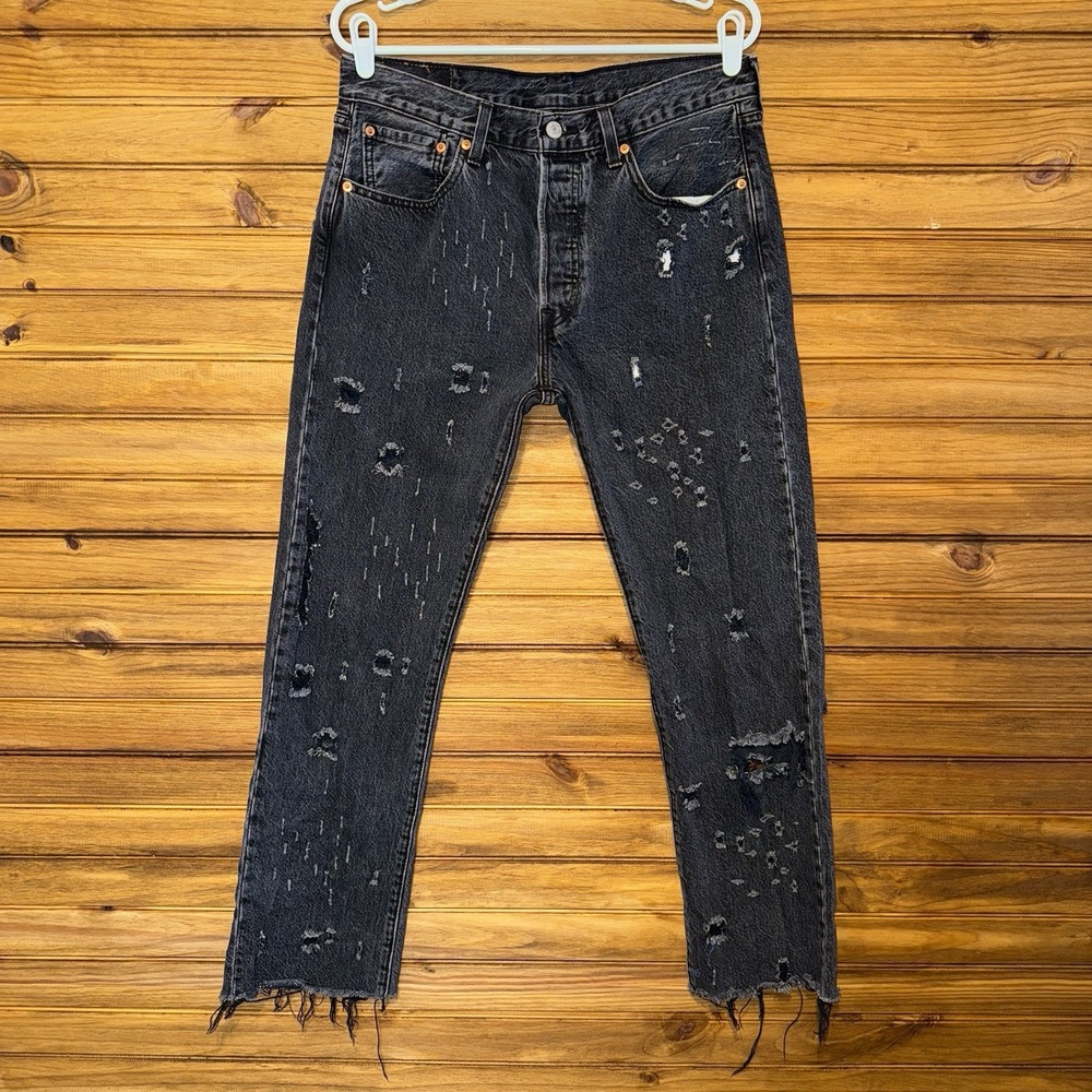 Levis 501 XX Jeans Mens Size 32x30 Button Fly Black Thrashed Faded Distressed